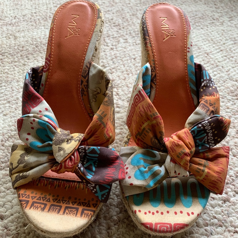 MIA Women’s Sandals NWOT - Picture 2 of 7